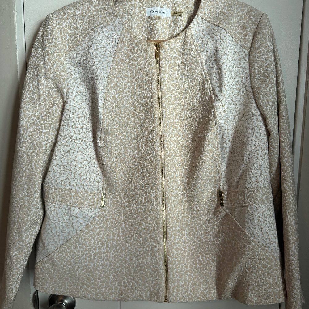 PLUS SIZE (16W)_Calvin Klein Business Suit Jacket (Gold, White)